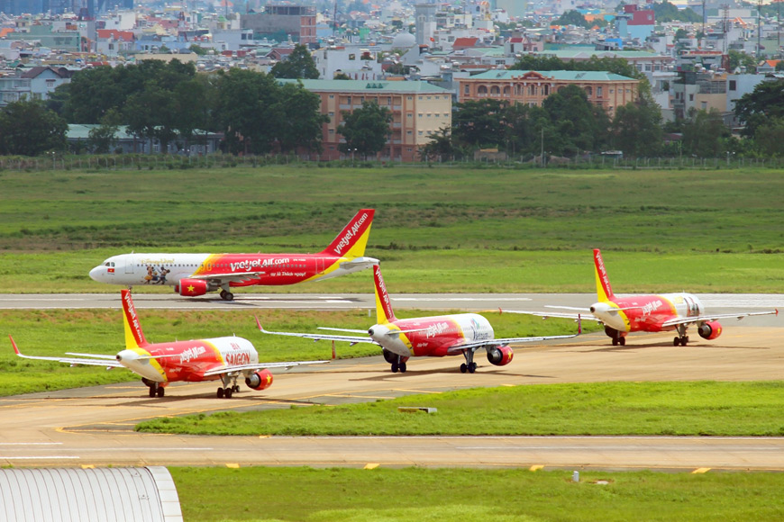 Vietjet's-new-&-modern-fleet-at-Tan-Son-Nhat-International-Airport